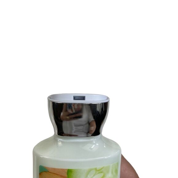 Bath Body Works Cucumber Melon Lotion 8oz Body & Hand with Shea & Vitamin E NEW! - Picture 4 of 5
